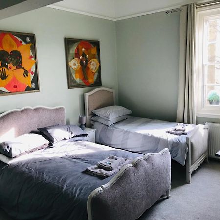 Regency Rooms Guesthouse 切尔滕纳姆 外观 照片